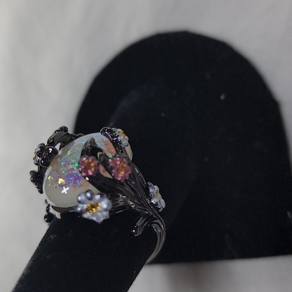 OPAL DAISY RING - Picture 3 of 7